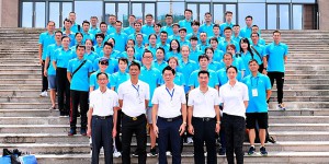 How to choose a manufacturer by custom T -shirt (how should the manufacturers of group clothing customization look for)