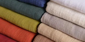 Which is better, polyester or chiffon (what material is more comfortable for clothes)