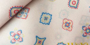 What is printed oxford cloth?  What is the difference between flame retardant fabric Oxford cloth and dyeing?