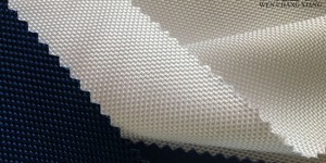 What are the characteristics of elastic Oxford cloth?