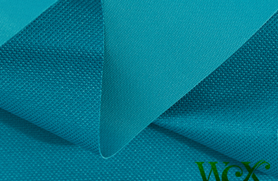 What is the difference between Oxford cloth and canvas?