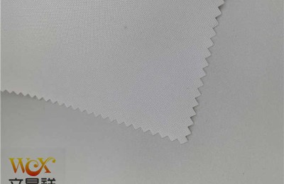 What are the differences between brushed cloth and Oxford cloth?