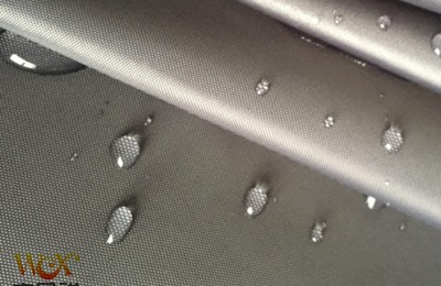 What are the functions of curtains made of waterproof Oxford cloth?