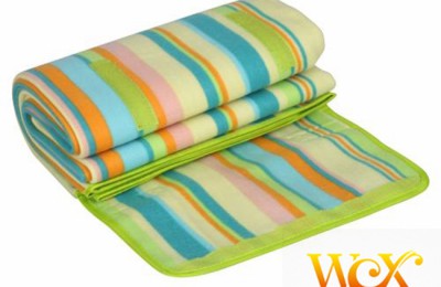 What are the specifications of picnic mats?