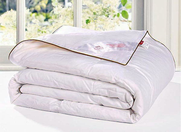 Disadvantages of silk quilts Disadvantages of silk quilt