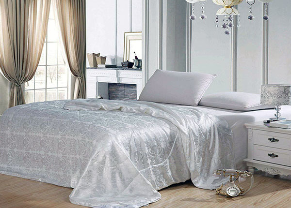 Silk quilt Silk quilt