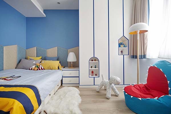 What color is suitable for children's bed sheets