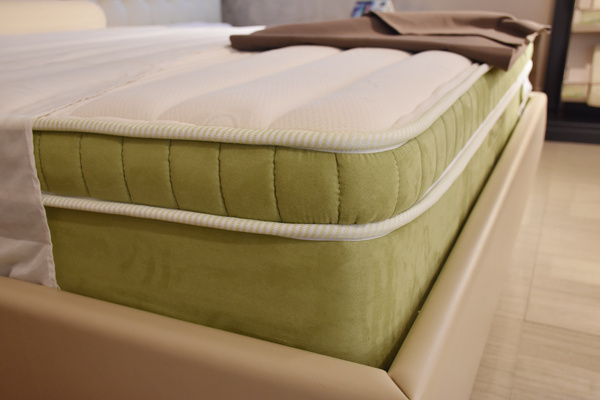   Yalan mattress