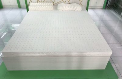 Graphene latex mattress