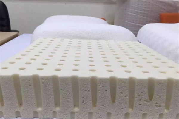 Is a pure latex mattress suitable for children?