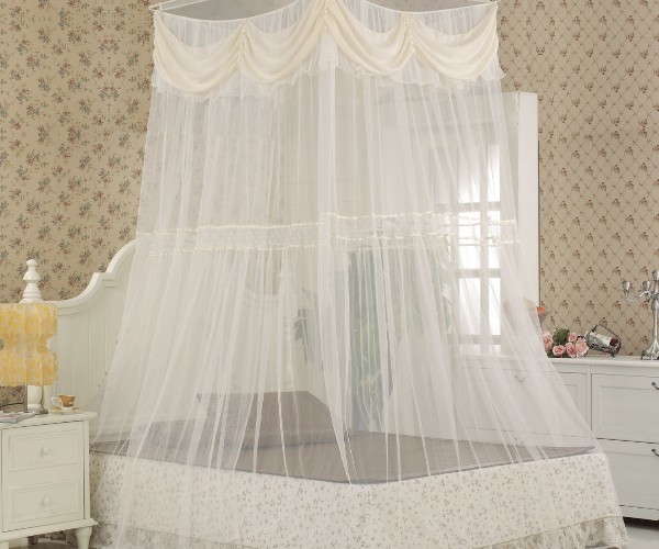 Mosquito net styles and cleaning methods