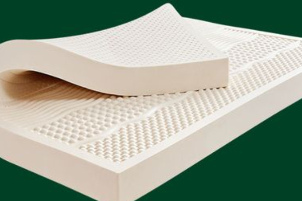 Do latex mattresses smell like formaldehyde?