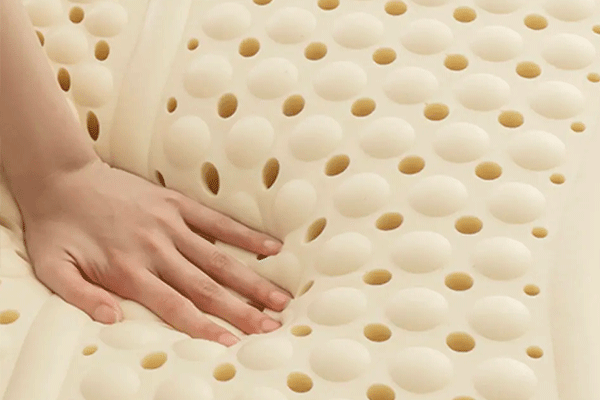 How thick should a latex mattress be?