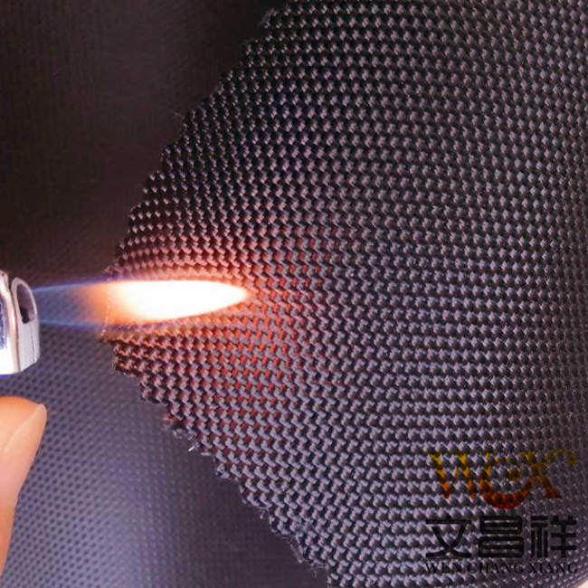 Flame-retardant cloth